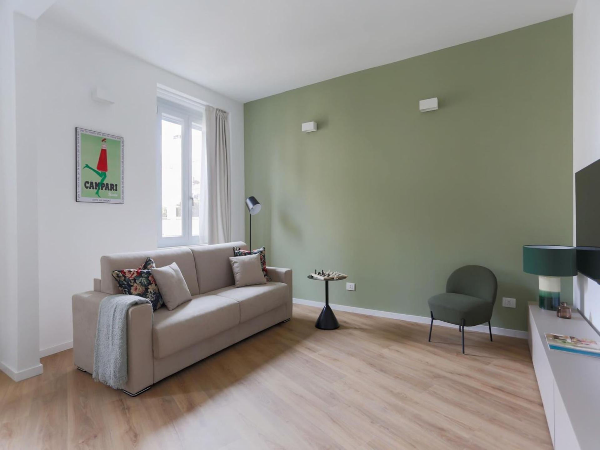 The Rent - Spacious And Renovated Two-bedroom Downtown Apartamento Milán